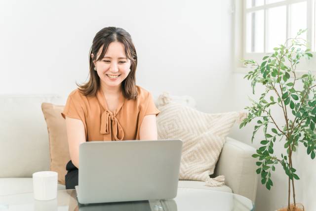 転職しない人もOK！有料のキャリア相談先8選＆無料との違い